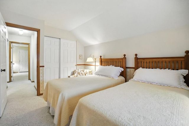 8253 Lake Ridge Drive, West Chester, OH 45069