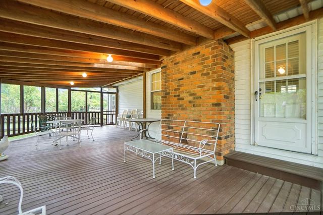 8253 Lake Ridge Drive, West Chester, OH 45069