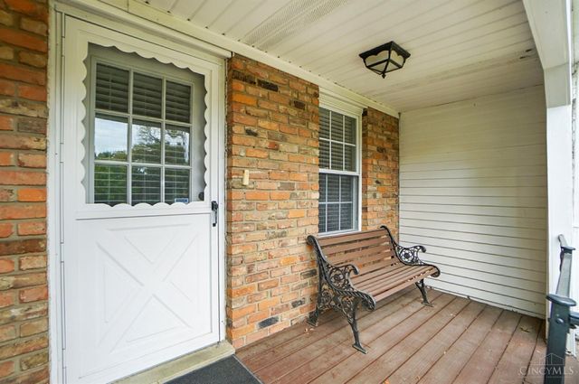 8253 Lake Ridge Drive, West Chester, OH 45069