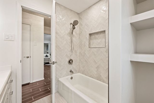 2817 Downing Court, Bedford, TX 76021