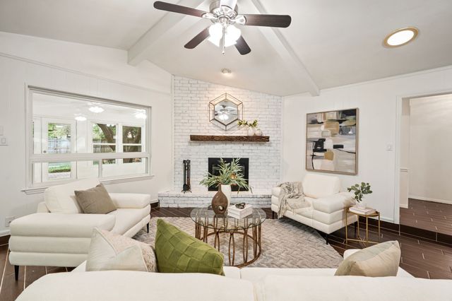 2817 Downing Court, Bedford, TX 76021