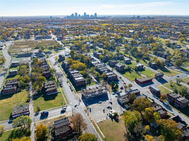 2816 N Vandeventer Avenue, St Louis, MO 63107