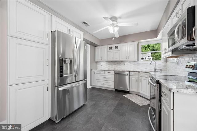 7808 OLD HOLLOW LN NW, Ellicott City, MD 21043