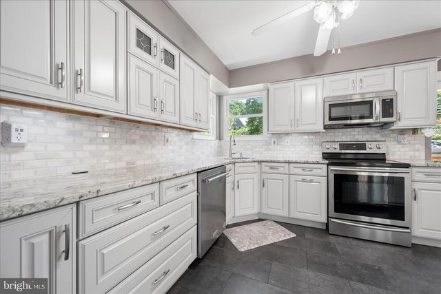 7808 OLD HOLLOW LN NW, Ellicott City, MD 21043