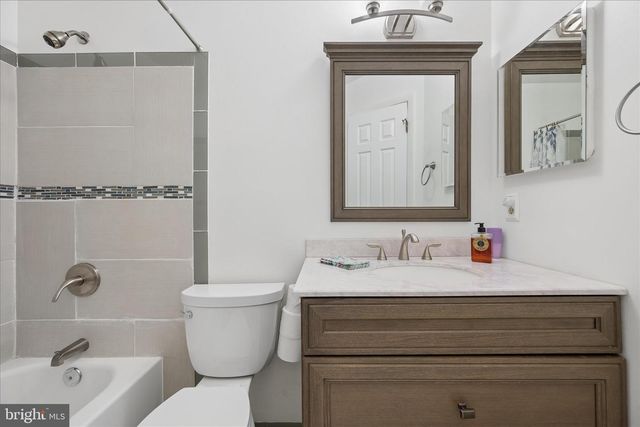 7808 OLD HOLLOW LN NW, Ellicott City, MD 21043