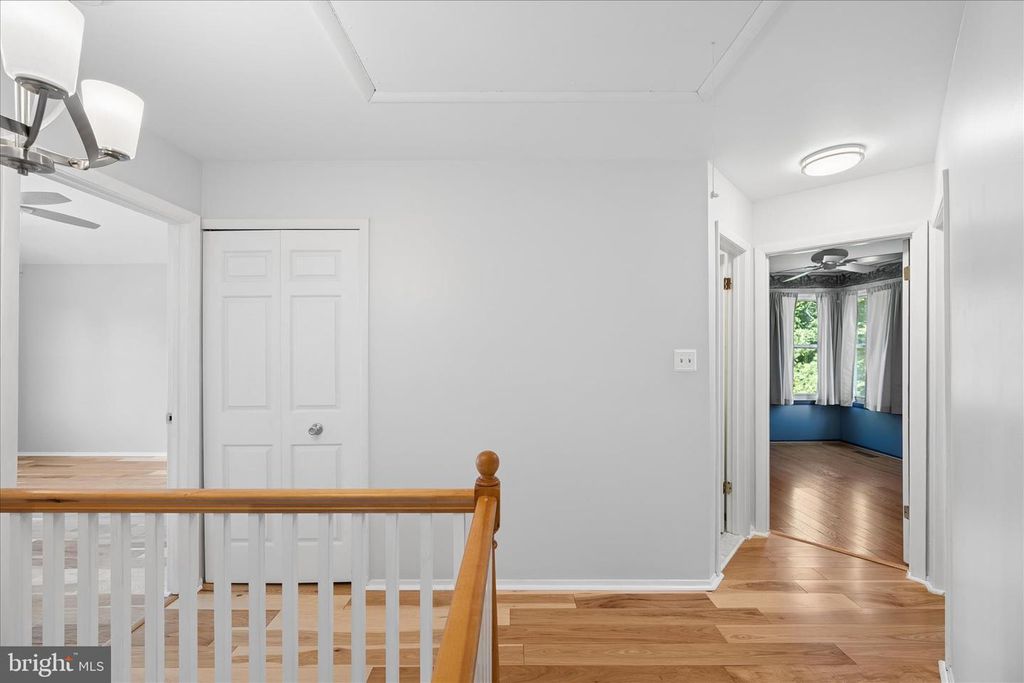 Image 28 of property listing at 7808 OLD HOLLOW LN NW, Ellicott City, MD 21043