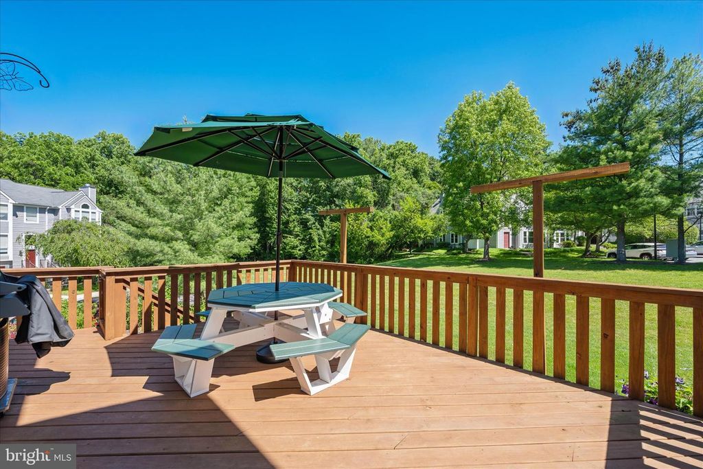 Image 57 of property listing at 7808 OLD HOLLOW LN NW, Ellicott City, MD 21043