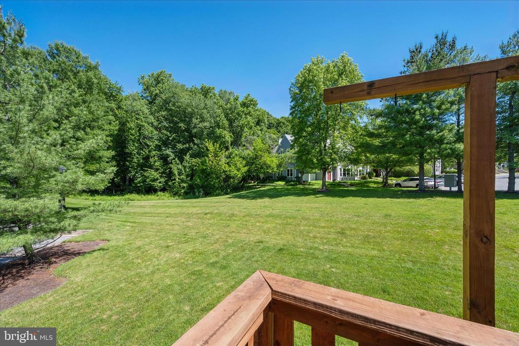 Image 58 of property listing at 7808 OLD HOLLOW LN NW, Ellicott City, MD 21043
