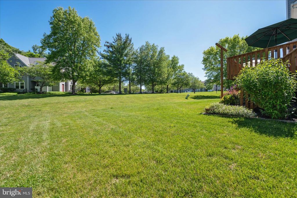 Image 59 of property listing at 7808 OLD HOLLOW LN NW, Ellicott City, MD 21043