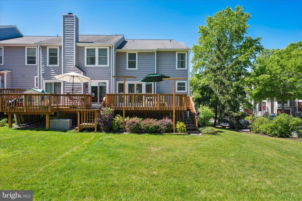 Image 62 of property listing at 7808 OLD HOLLOW LN NW, Ellicott City, MD 21043