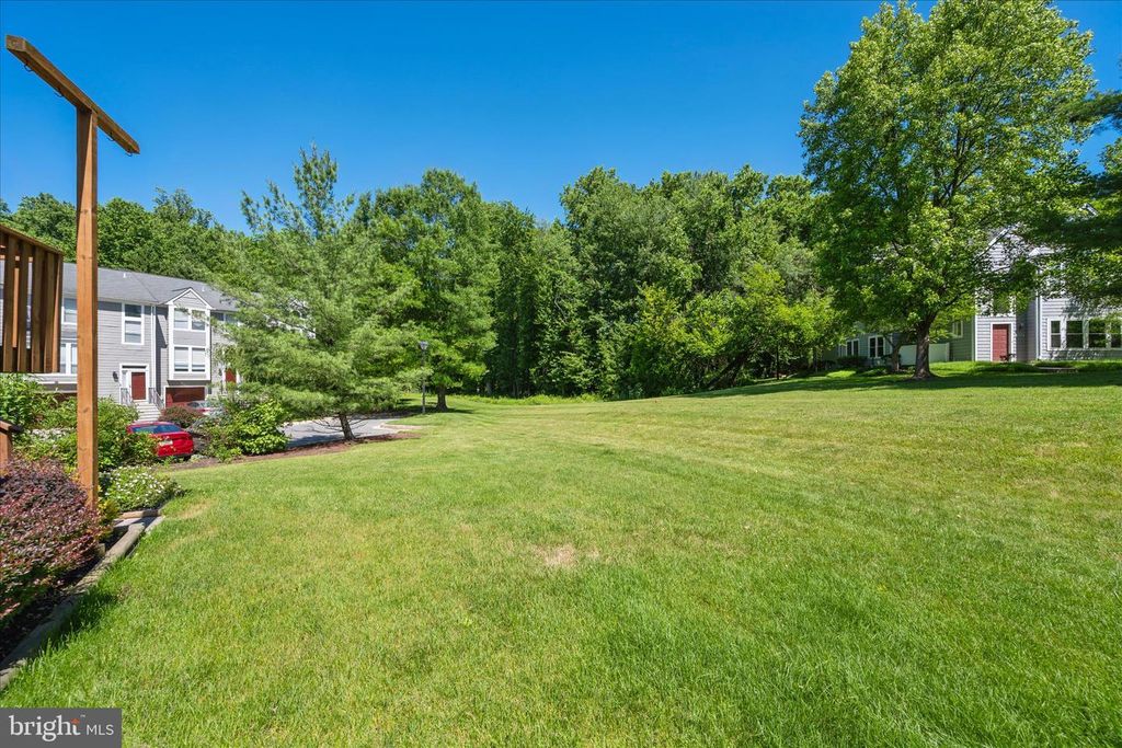 Image 64 of property listing at 7808 OLD HOLLOW LN NW, Ellicott City, MD 21043
