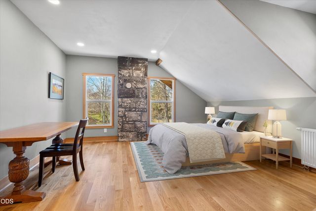 61859 Dobbin Road, Bend, OR 97702