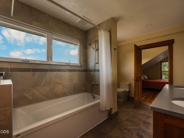 61859 Dobbin Road, Bend, OR 97702