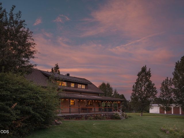 61859 Dobbin Road, Bend, OR 97702