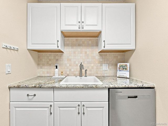 3161 Madison Ave N104, Boulder, CO 80303