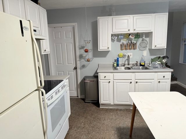 131-133 Ledge St 2R, Providence, RI 02904