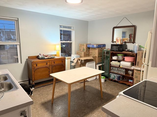 131-133 Ledge St 2R, Providence, RI 02904