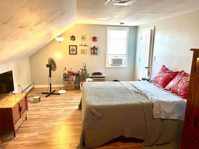 131-133 Ledge St 2R, Providence, RI 02904