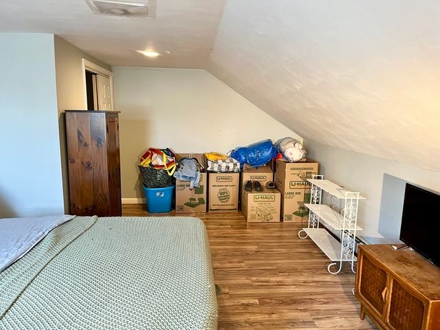 131-133 Ledge St 2R, Providence, RI 02904
