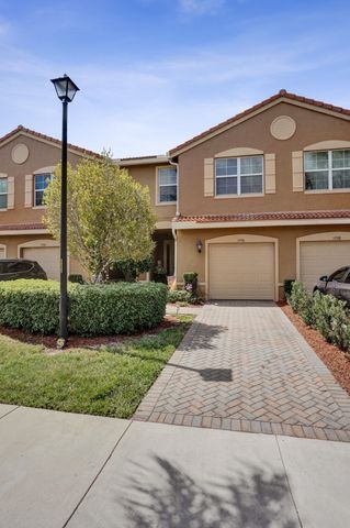5796 Monterra Club Drive, Lake Worth, FL 33463