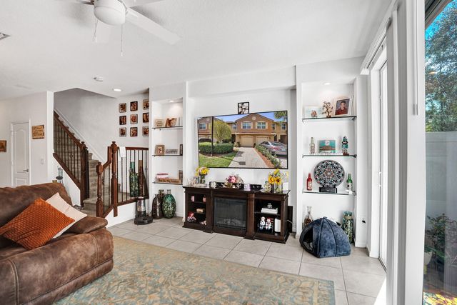 5796 Monterra Club Drive, Lake Worth, FL 33463