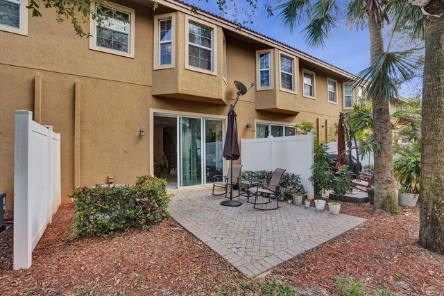 5796 Monterra Club Drive, Lake Worth, FL 33463