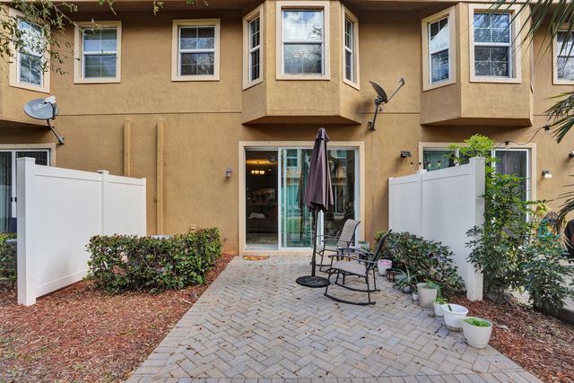 5796 Monterra Club Drive, Lake Worth, FL 33463