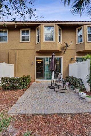 5796 Monterra Club Drive, Lake Worth, FL 33463