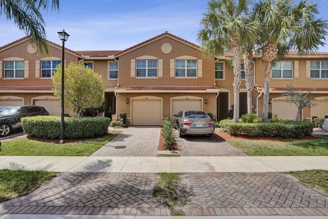 5796 Monterra Club Drive, Lake Worth, FL 33463