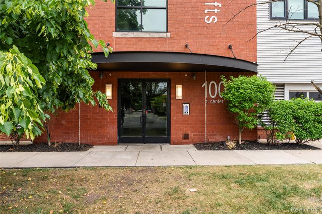 100 N CENTER Street 404, Royal Oak, MI 48067