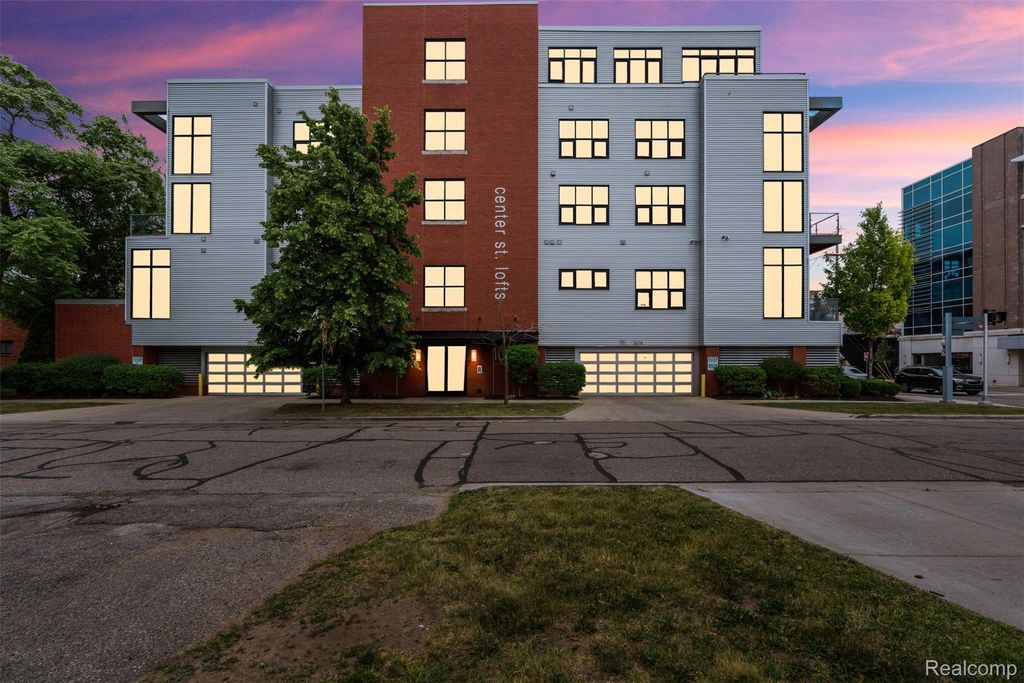100 N CENTER Street 404, Royal Oak, MI 48067