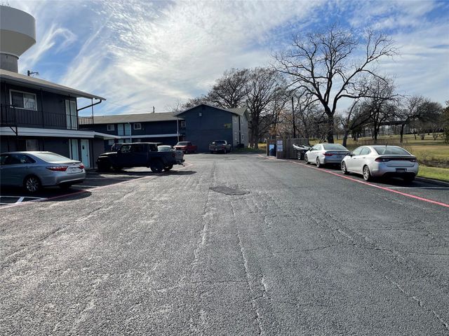 1209 Vance ST 24, Taylor, TX 76574
