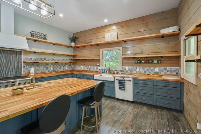 4119 Minnie Hall Road, Autryville, NC 28318