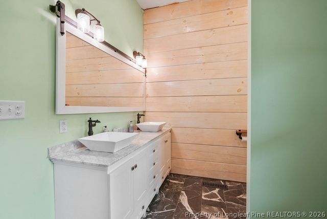 4119 Minnie Hall Road, Autryville, NC 28318