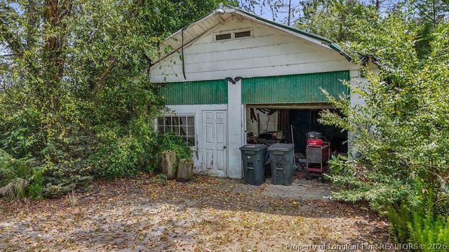 4119 Minnie Hall Road, Autryville, NC 28318