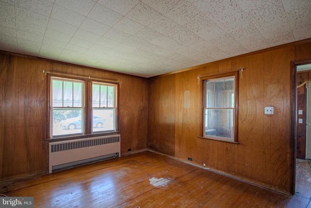 605 4TH ST, Sharptown, MD 21861