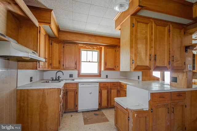 605 4TH ST, Sharptown, MD 21861