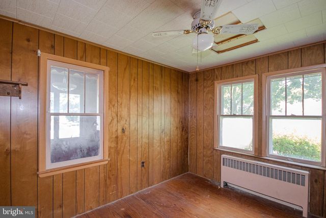 605 4TH ST, Sharptown, MD 21861