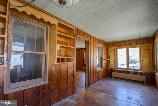 605 4TH ST, Sharptown, MD 21861