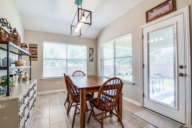 206 Lawson Farms Drive, Midlothian, TX 76065