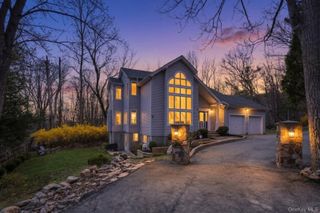 9 Rustic Hills Road, Westbrookville, NY 12790