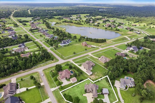 8871 Taylors Court, Montgomery, TX 77316