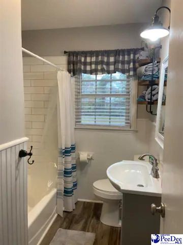 150 Central drive, Florence, SC 29501