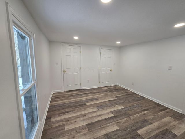 1403 Playford Avenue, Zanesville, OH 43701