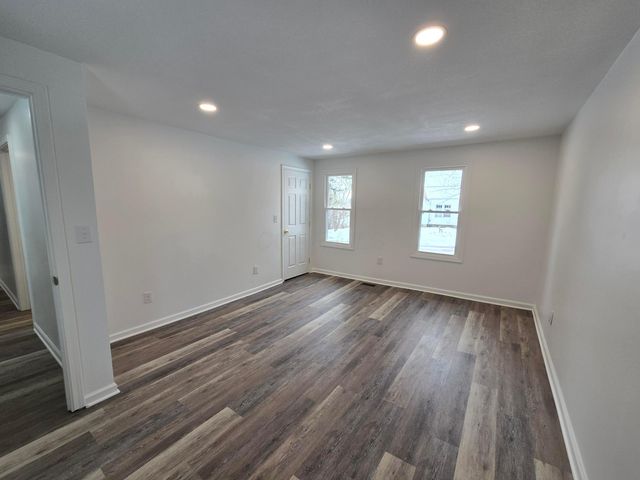 1403 Playford Avenue, Zanesville, OH 43701