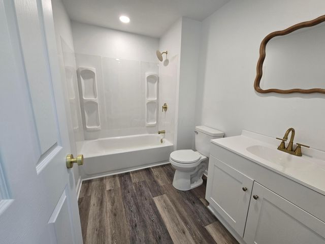 1403 Playford Avenue, Zanesville, OH 43701