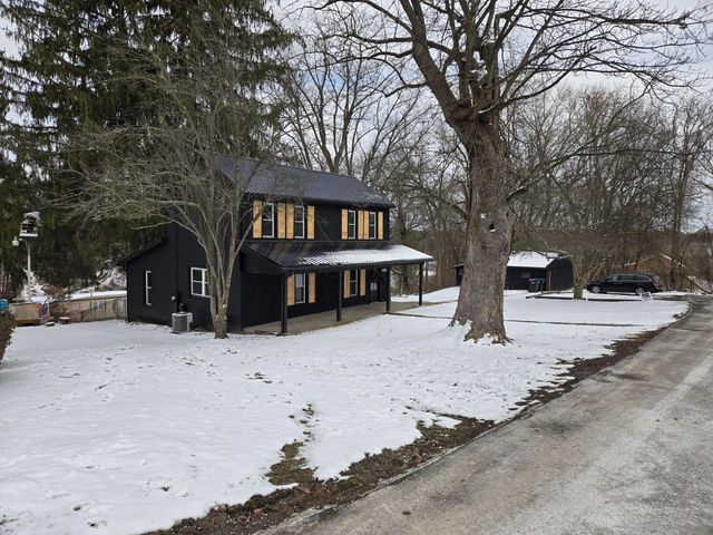 1403 Playford Avenue, Zanesville, OH 43701