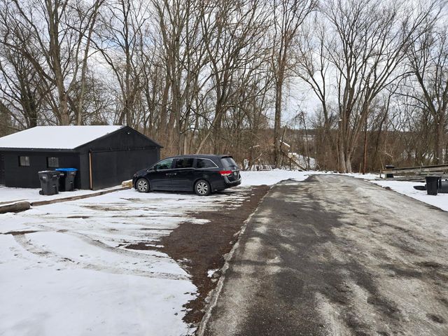 1403 Playford Avenue, Zanesville, OH 43701