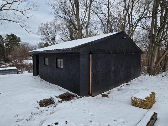 1403 Playford Avenue, Zanesville, OH 43701