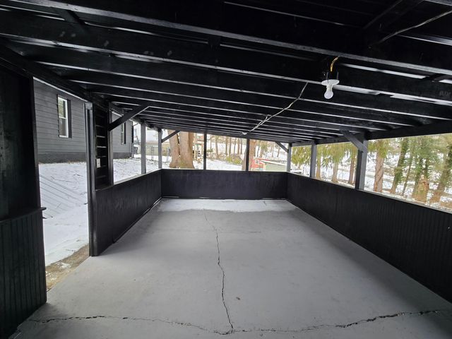 1403 Playford Avenue, Zanesville, OH 43701